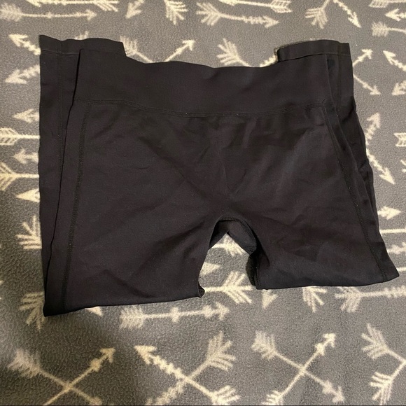 fabletics 7/8 leggings - Picture 2 of 4